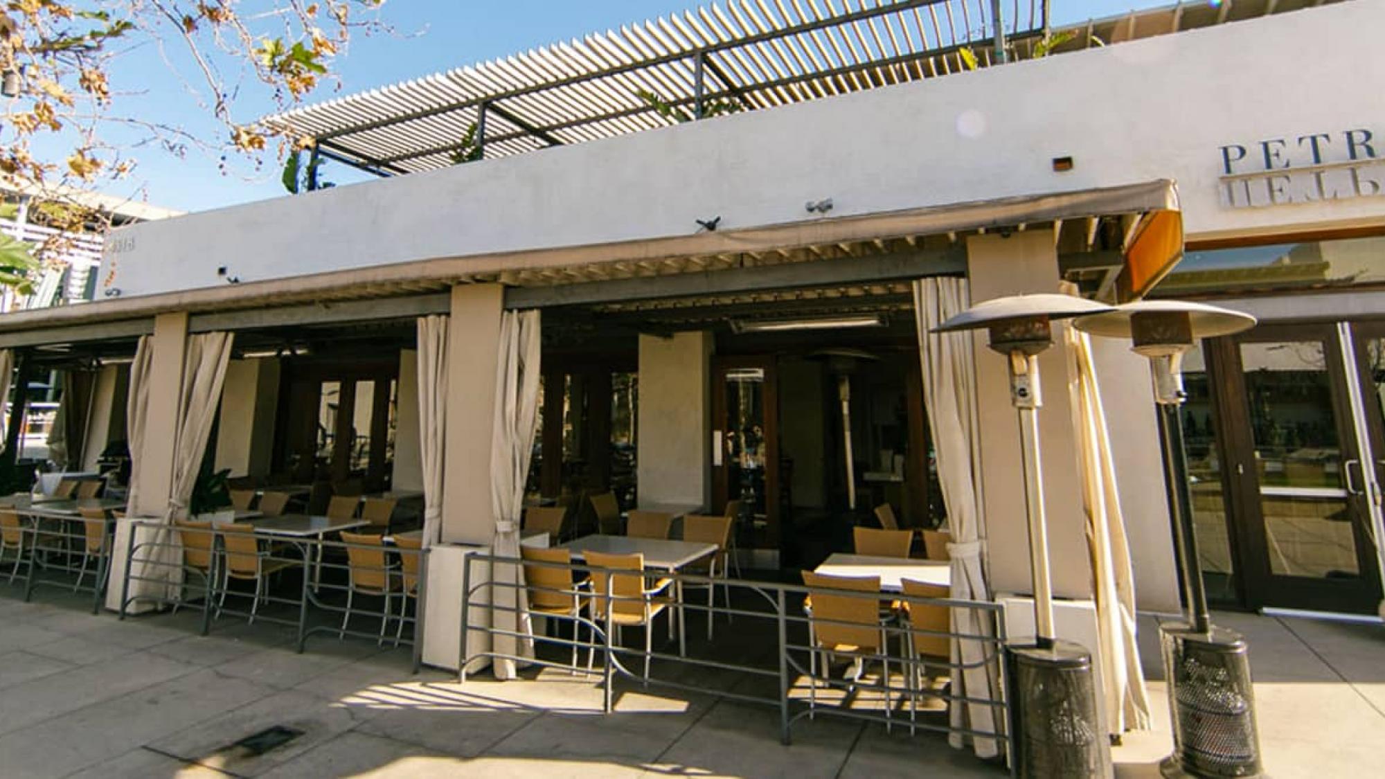 Petros Manhattan Beach Ambience Outdoor